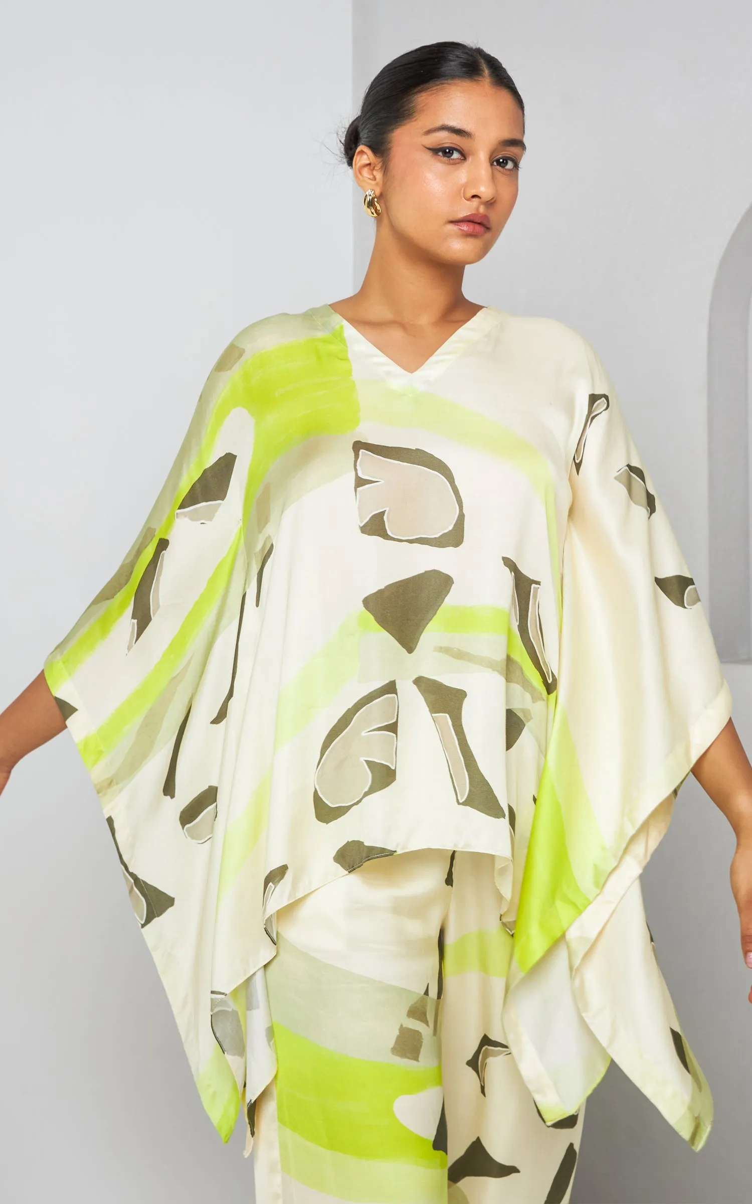 Abstract Printed Kaftan Co-ord Set.