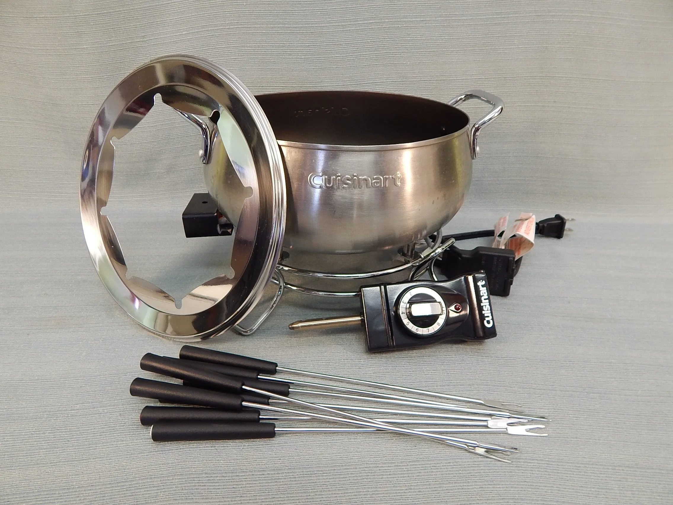 Cuisinart Electric Fondue Set, Model CFO-3SS - BRAND NEW!