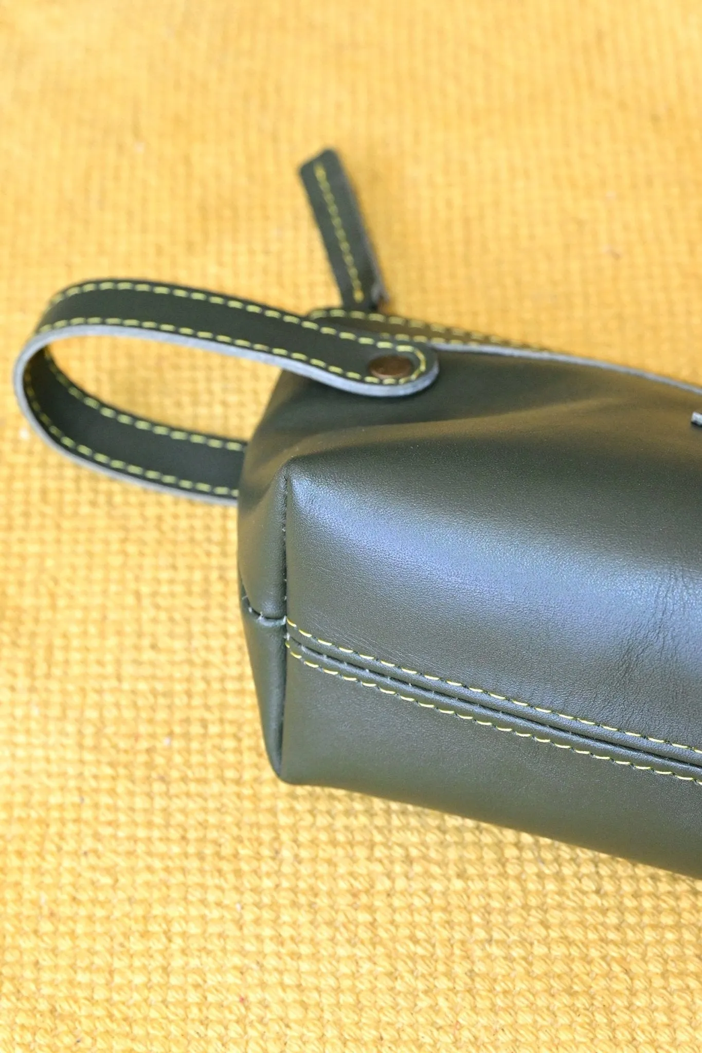 FLISK - LEATHER POUCH